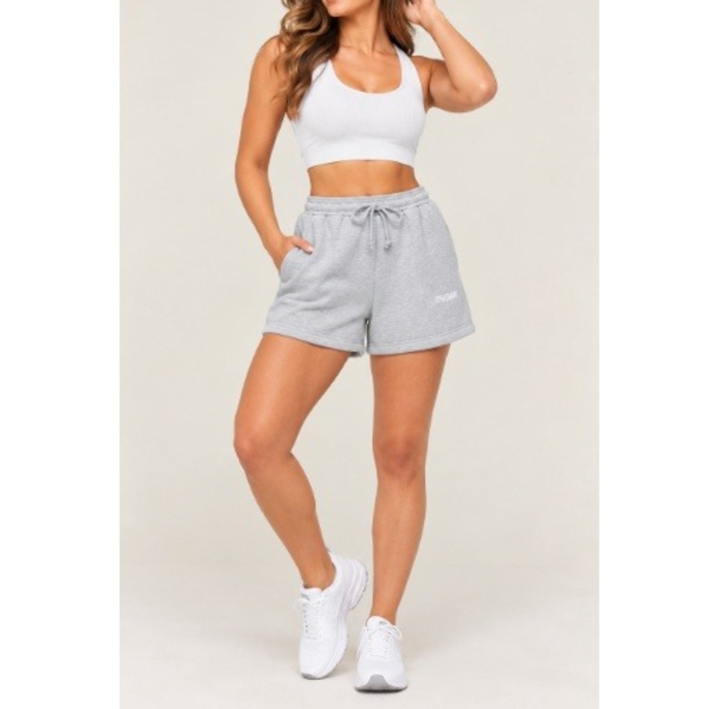 Gymshark Women's Gray Regular Fit Cosy Luxe Shorts Size S NWT
